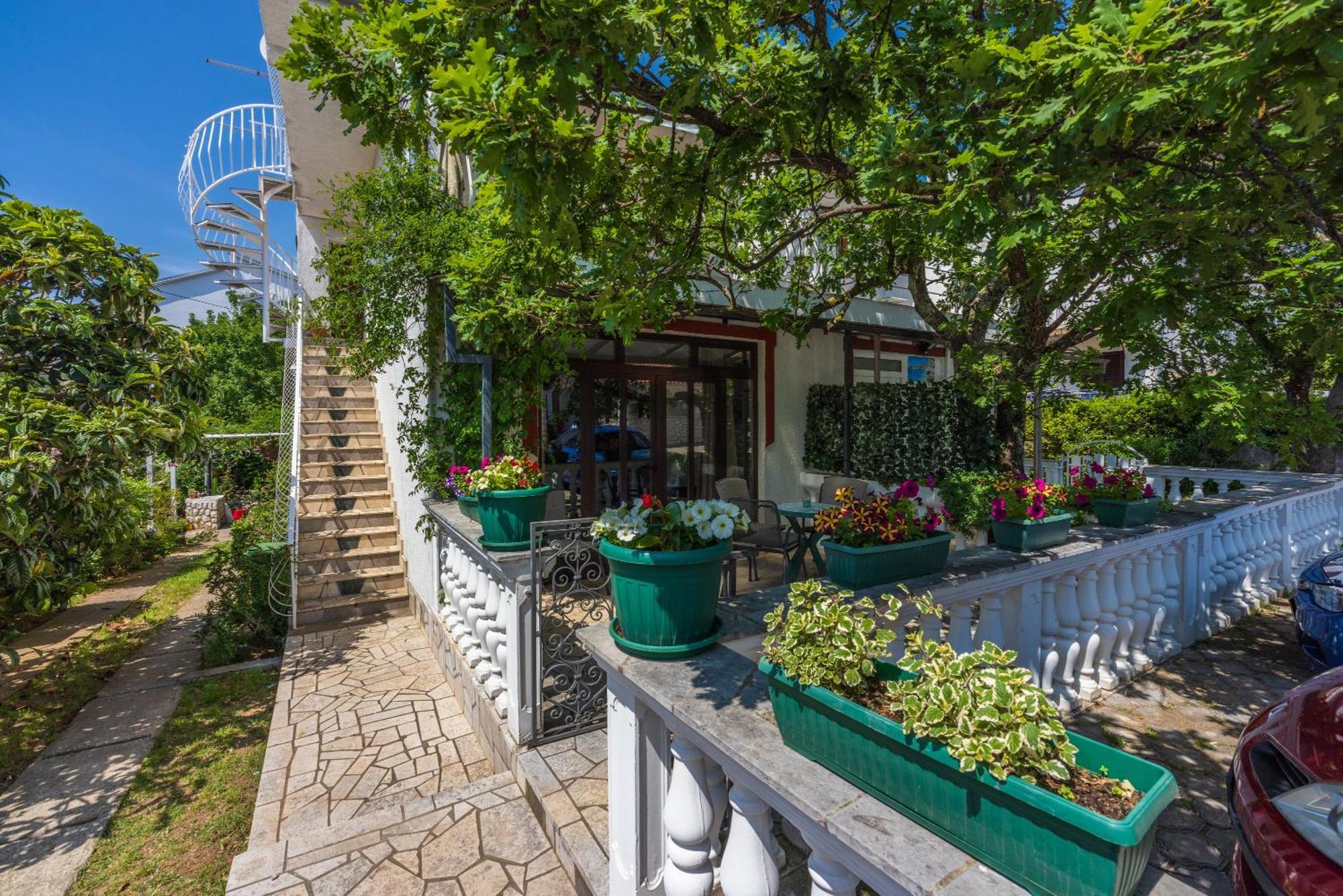 Apartment Dom ยาดราโนโว ภายนอก รูปภาพ