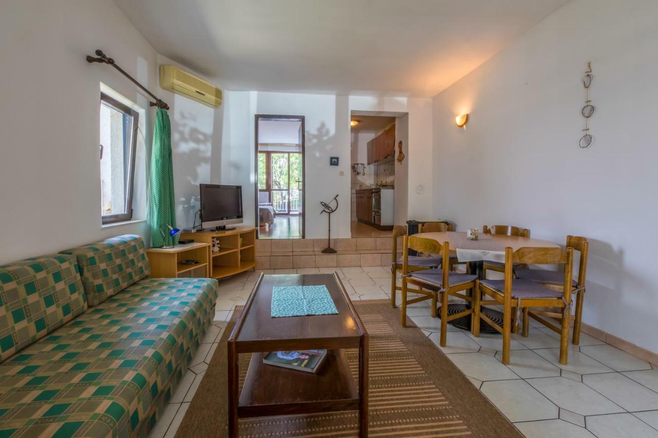 Apartment Dom ยาดราโนโว ภายนอก รูปภาพ