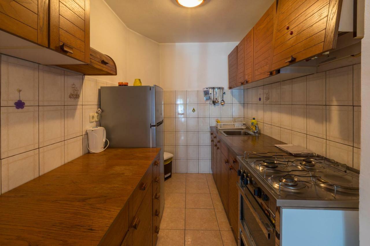 Apartment Dom ยาดราโนโว ภายนอก รูปภาพ